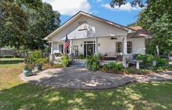1814 Old Bay Springs, Laurel, MS 39440