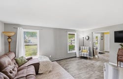2000 Maple Lane, Garrett, IN 46738