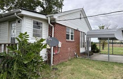 875 GLENDALE Rd, Newbern, TN 38059