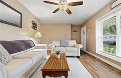 809 Hackberry Dr, Monroeville, PA 15146