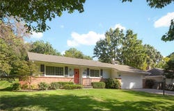 8721 Reeds Road, Overland Park, KS 66207