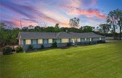 19740 Benbow Road, Strongsville, OH 44136