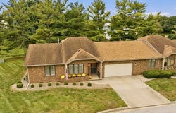113 Manor Circle, Bloomington, IL 61704