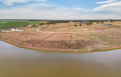 1219 Beacon Shore, Kemp, TX 75143