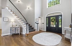 315 Glengarry Drive, Aurora, OH 44202