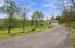 3139 Yoder Hill Road, Keuka Park, NY 14478