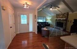 10527 Wildwood Dr, Versailles, MO 65084