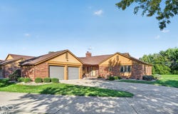 228 College Parkway, Anderson, IN 46012