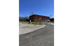 7637 North Street, Seligman, MO 65745