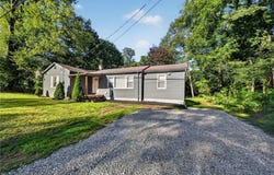2151 Walter Main Road, Geneva, OH 44041