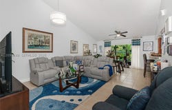 6064 NW 3rd St, Margate, FL 33063