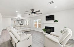 902 Post Oak Street, Hearne, TX 77859