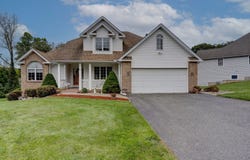 37 Skyview Terrace, Manchester, CT 06040