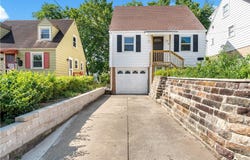 704 Crysler St, Brookline, PA 15226