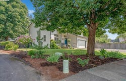 1145 ENSTAD Ln, Silverton, OR 97381