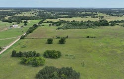00 CR 307, Rockdale, TX 76567