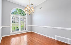 8217 THORNE Dr, Bartlett, TN 38002
