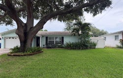 704 23RD Street SW, LARGO, FL 33770
