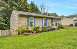 1140 Pedigo Ln, Vinton, VA 24179