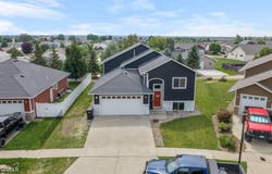 2113 23rd Street West, Williston, ND 58801