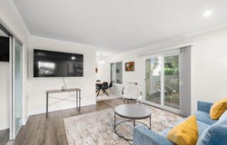 8581 Villa La Jolla Dr, La Jolla, CA 92037