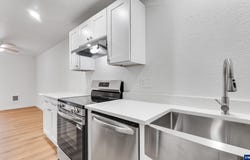 2224 Maplewood Dr S, Salem, OR 97306