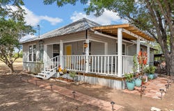 393 Peevey Lane, Robinson, TX 76706