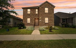 223 Flowers Ave, Hutto, TX 78634