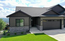 9006 E Clearview Ln, Spokane, WA 99217