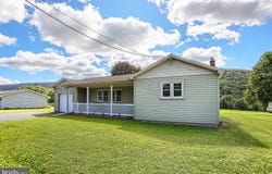 1647 RIDGE Road, KLINGERSTOWN, PA 17941