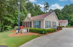 184 Camry Lane, Grayson, GA 30017