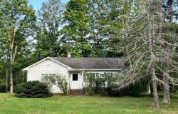 901 State Route 296, Jewett, NY 12444