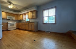 1014 Walnut Street, Ottawa, IL 61350
