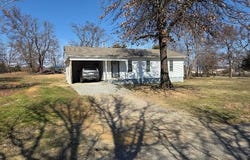 1104 Hilldale Drive, Eufaula, OK 74432