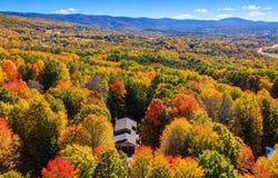 55 McIntosh Lane, Bennington, VT 05201