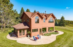 3364 W Tischer Rd, Duluth, MN 55804