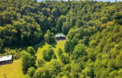 59 Russell Ln, Pleasant Shade, TN 37145