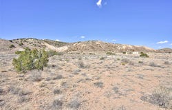 Blue Earth Trail lot: 1-E-1, Abiquiu, NM 87510