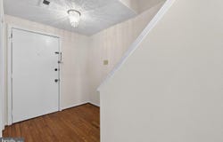 241 HAMPSHIRE DRIVE, PLAINSBORO, NJ 08536