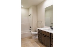 621 Johnson Pl, Onalaska, WI 54650
