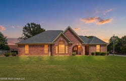 1130 Windrush Lane, Hernando, MS 38632