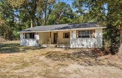 3989 Monroe Rd, Seminary, MS 39479