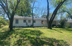 1305 Hillcrest Drive, Graham, TX 76450