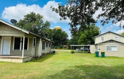 927 North Franklin Street, La Grange, TX 78945