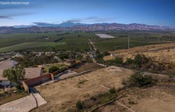 1065 Garrido Drive, Camarillo, CA 93010