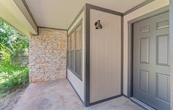 2305 Donna Dr, Taylor, TX 76574
