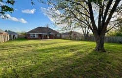 133 Fox Run Circle, Centerton, AR 72719