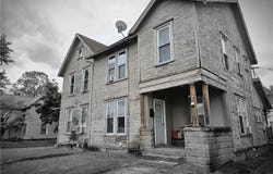 369/371 5th, Coshocton, OH 43812