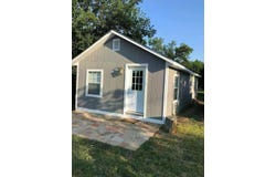 352 E Archer Street, Jacksboro, TX 76458