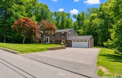 7 Williams Drive, Prospect, CT 06712